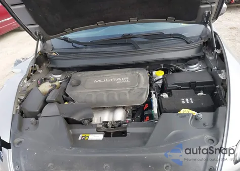 2018 Jeep Cherokee Latitude 4X4 из США, поврежденный, VIN 1C4PJMCB0JD535551